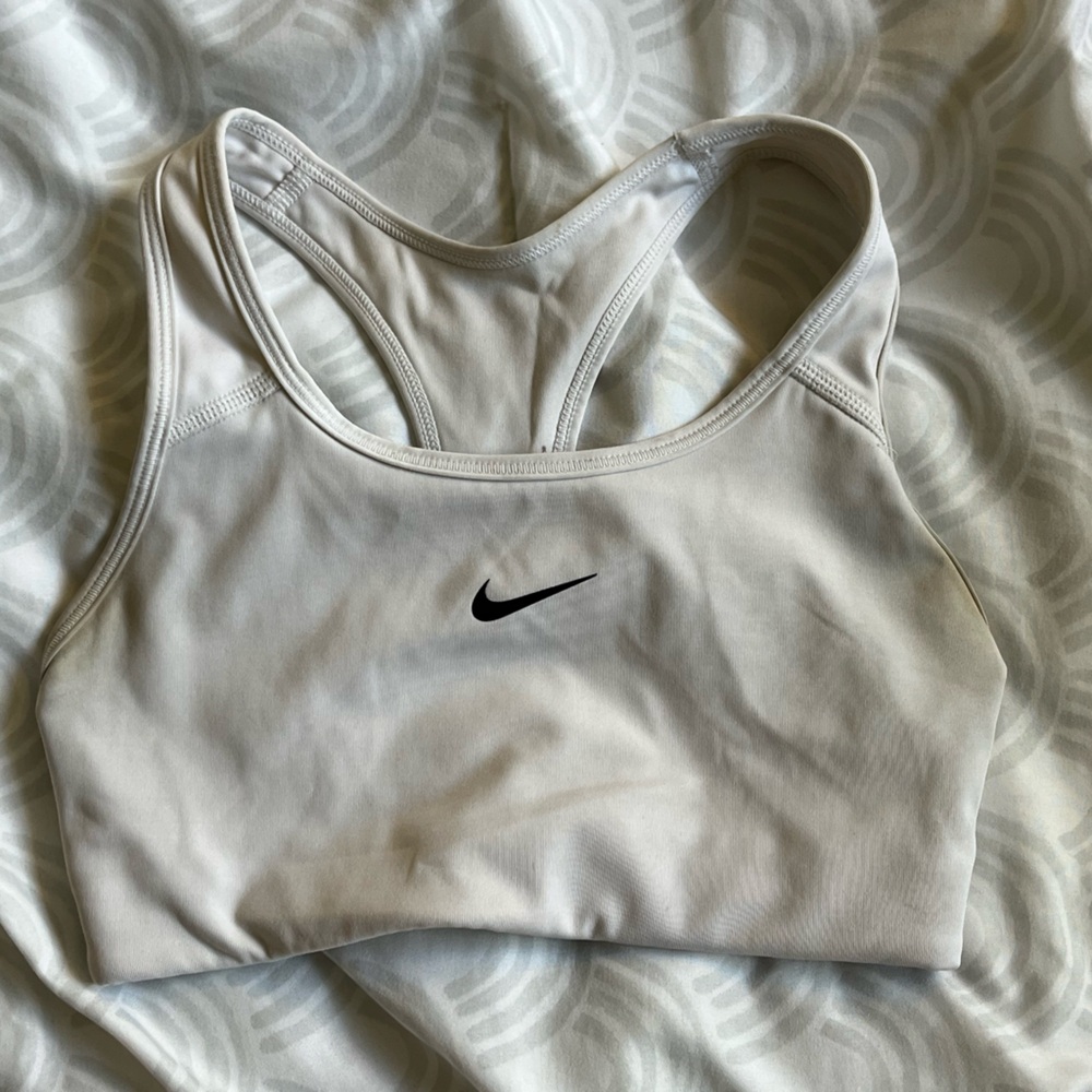 Nike XS sports bra